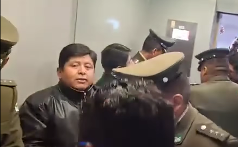 Trasladan a celdas policiales al exejecutivo de la COB por el caso «coimas» Captura de pantalla 2025 11 17 135226