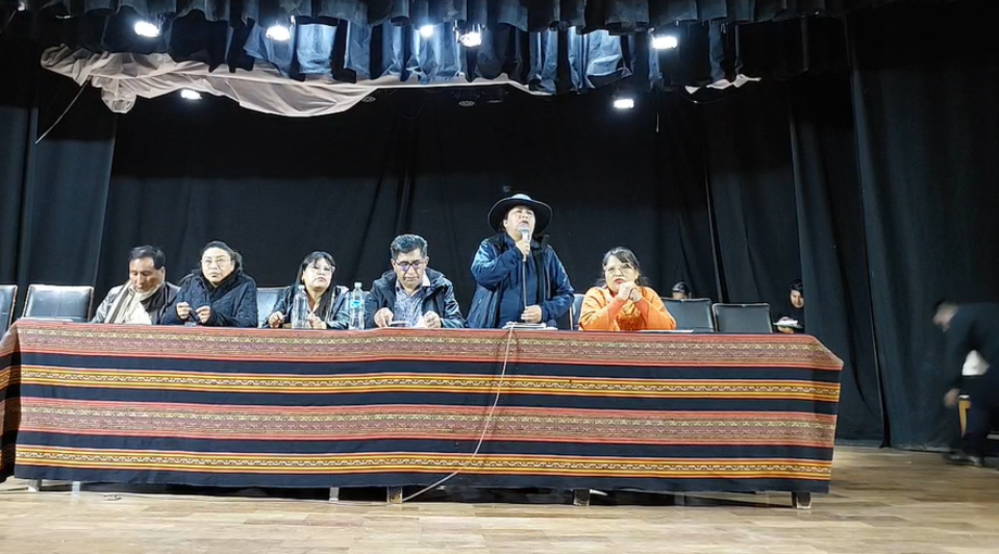 Concejo Municipal y vecinos de El Alto acuerdan eliminar tarifas transitorias del transporte Captura de pantalla 2026 01 28 083922 1