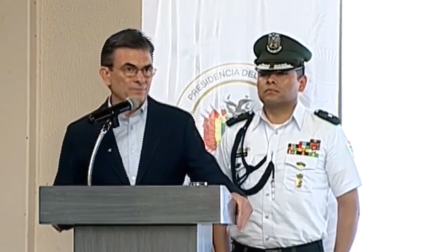 Paz anuncia que «en pocos días» presentará el paquete de leyes estructurales al Legislativo Captura de pantalla 2026 04 08 131746