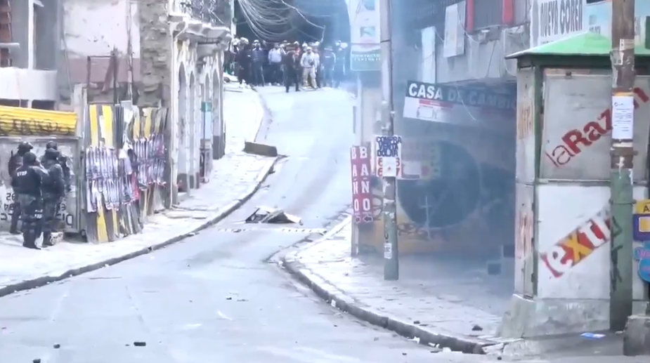 Gasificación: Marcha del Magisterio Rural llega al centro de La Paz y choca con la Policía Captura de pantalla 2026 05 13 132800