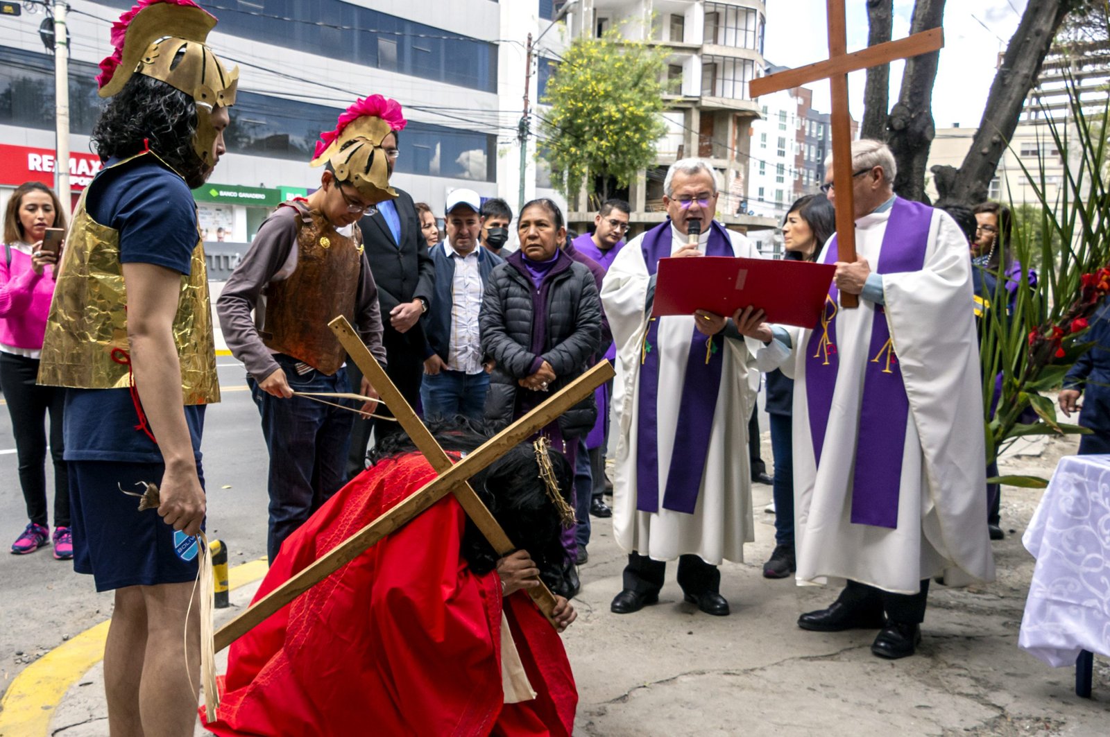 Semana Santa: Gobierno dispone horario continuo el jueves y confirma feriado por Viernes Santo DSC 2035 copia scaled 1
