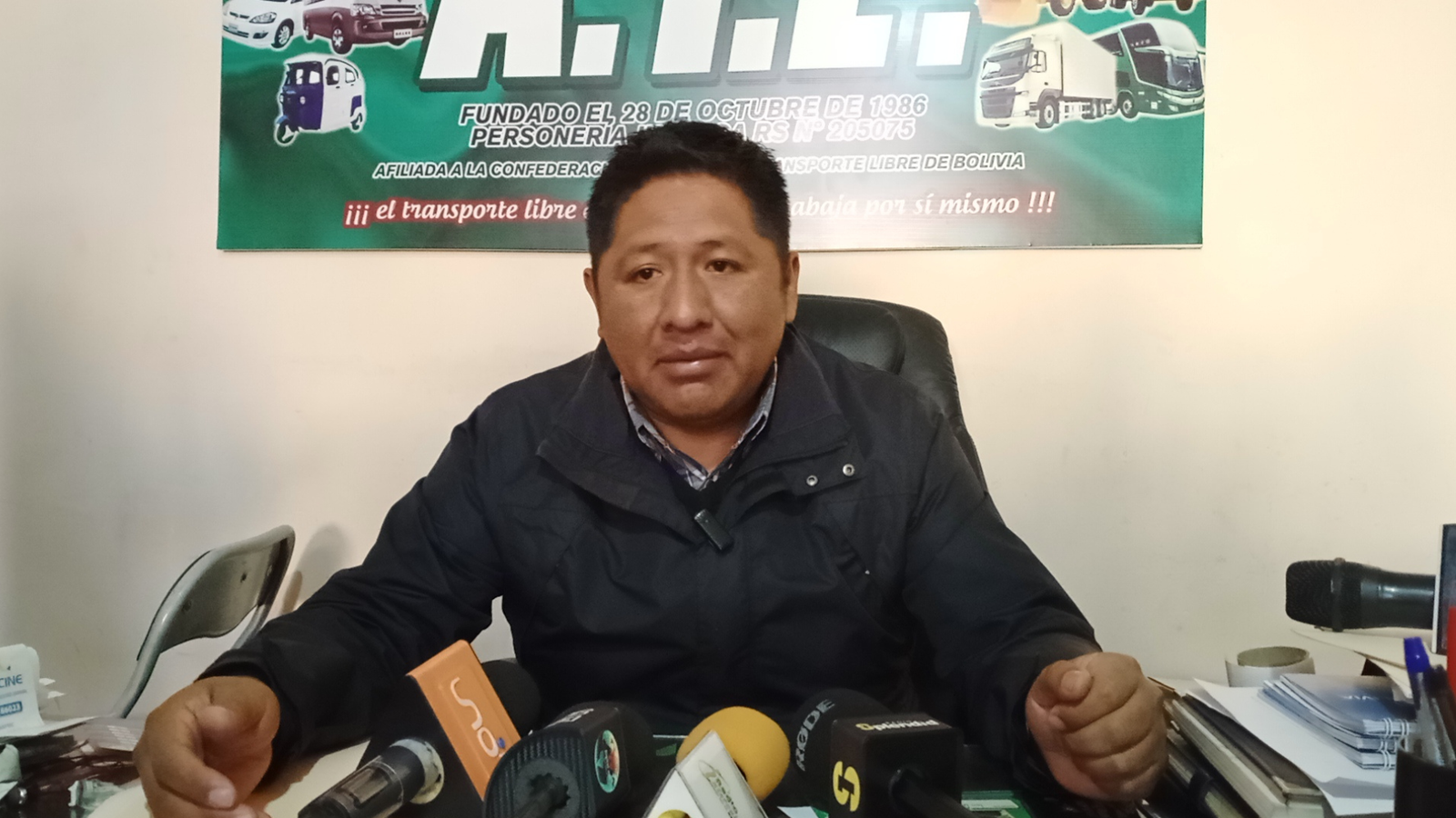 Transporte libre de La Paz analiza nivelar tarifas por alza del dólar y costo de repuestos Diseno sin titulo 14 4