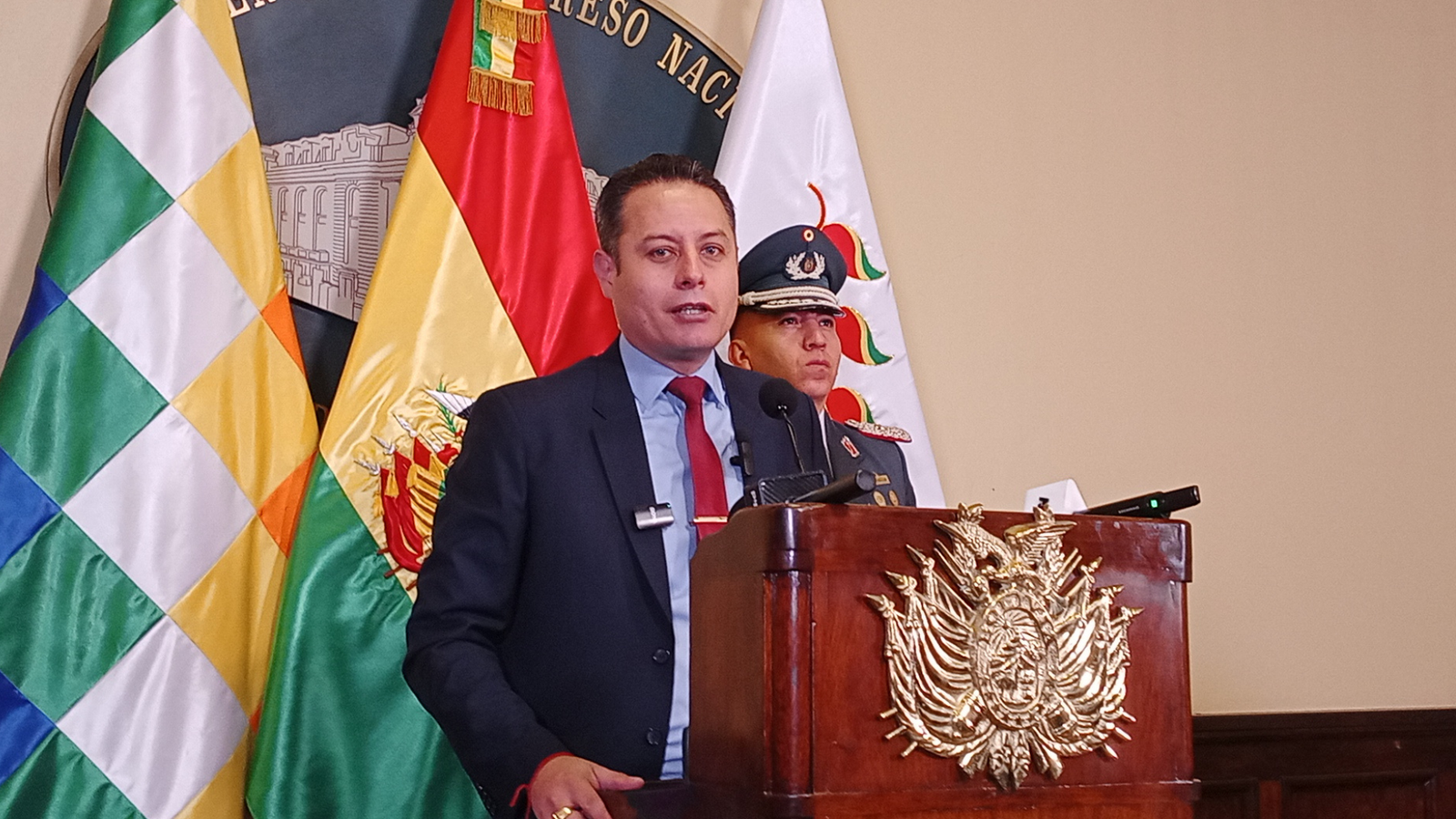 Vicepresidente plantea abrogar la libre importación de carburantes y construir con los sectores una nueva norma Diseno sin titulo 2026 09 03T144640.406