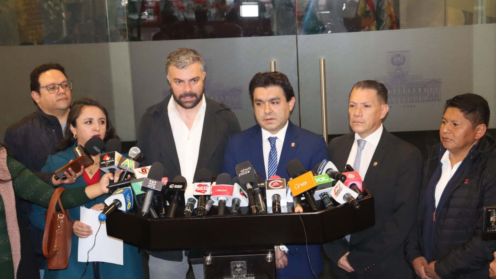 Alianza Libre propone ley con condonación fiscal y redirección de crédito para reactivar la economía de La Paz y compensar daños por bloqueos Diseno sin titulo 24 2