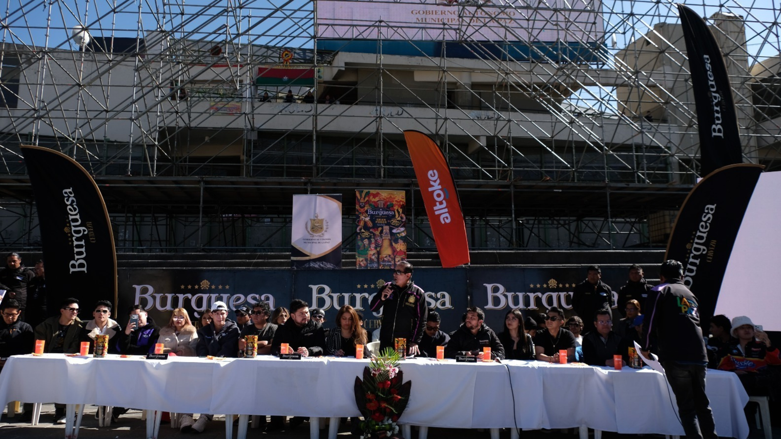Verbena 2026 “La Paz Vuelve a Brillar “reunirá a más de 16 grupos en la Plaza San Francisco con pantalla histórica Diseno sin titulo 32 2