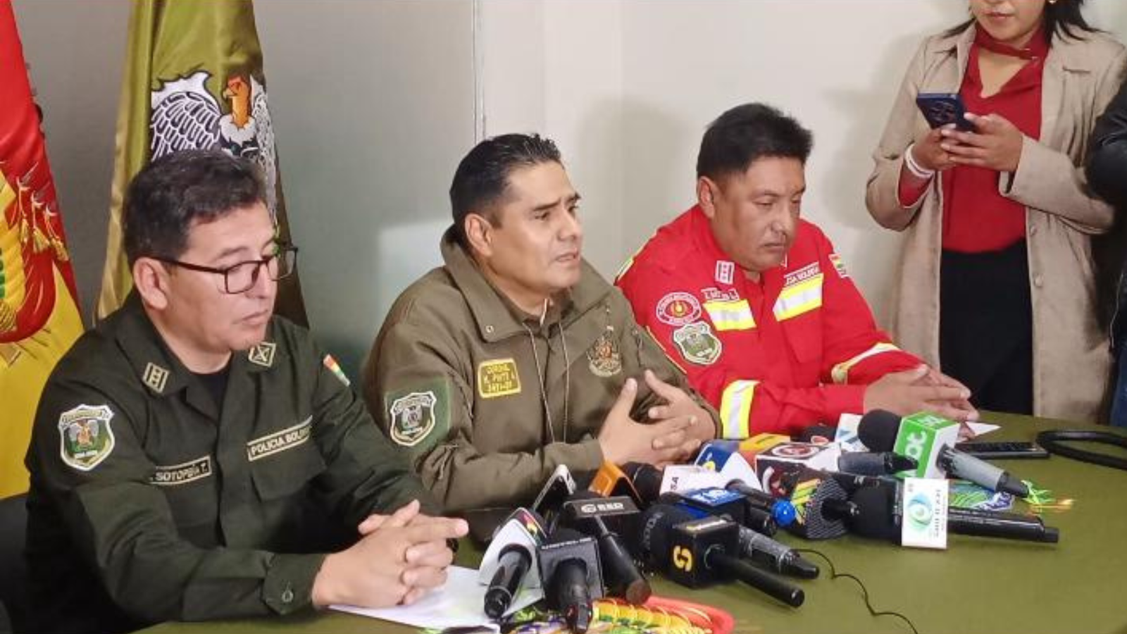 Ocho delincuentes armados asaltaron una casa en Villa Fátima y golpean a ocupantes Diseno sin titulo 7 2