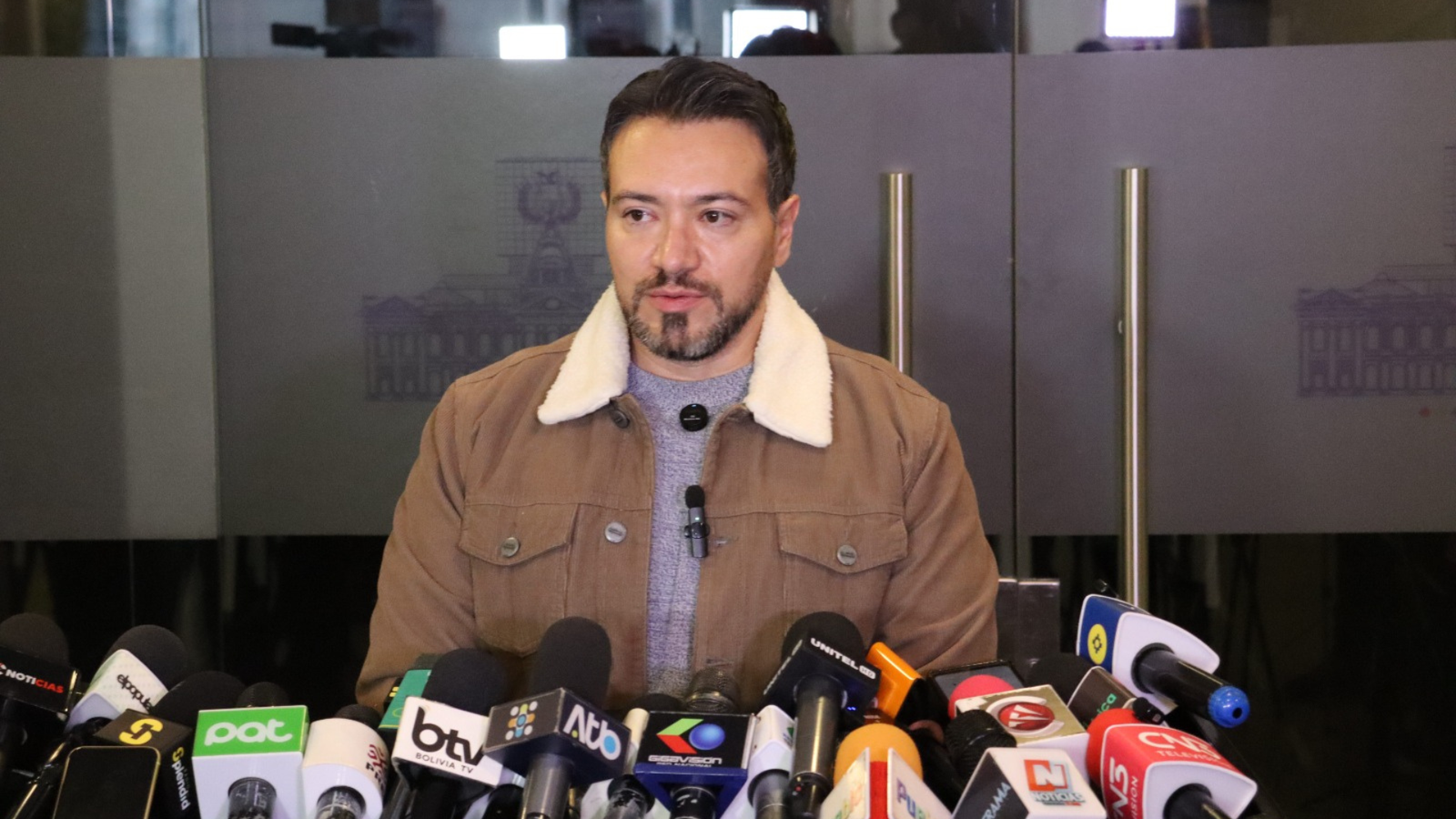 Diputado Reyes pide a la Policía levantar bloqueos y exige aprehensión de Morales y las personas involucradas en los bloqueos Diseno sin titulo 20260522 155827 0000