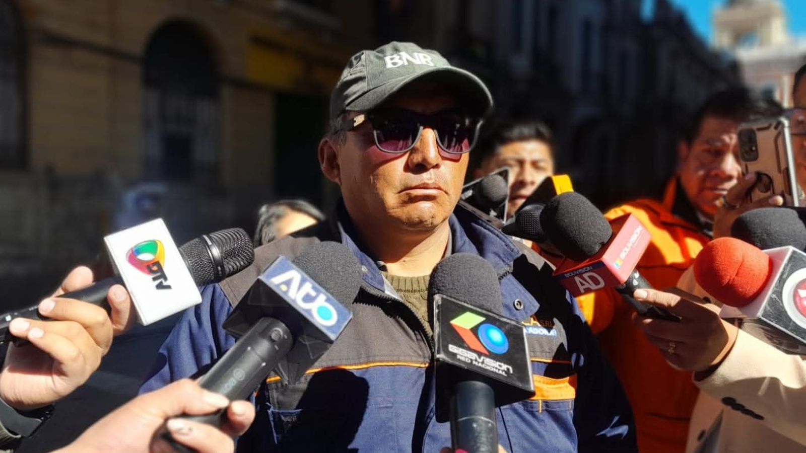 1.200 cisterneros varados por 37 días: sin comida ni agua, exigen ayuda humanitaria al Gobierno Diseno sin titulo 20260606 123945 0000