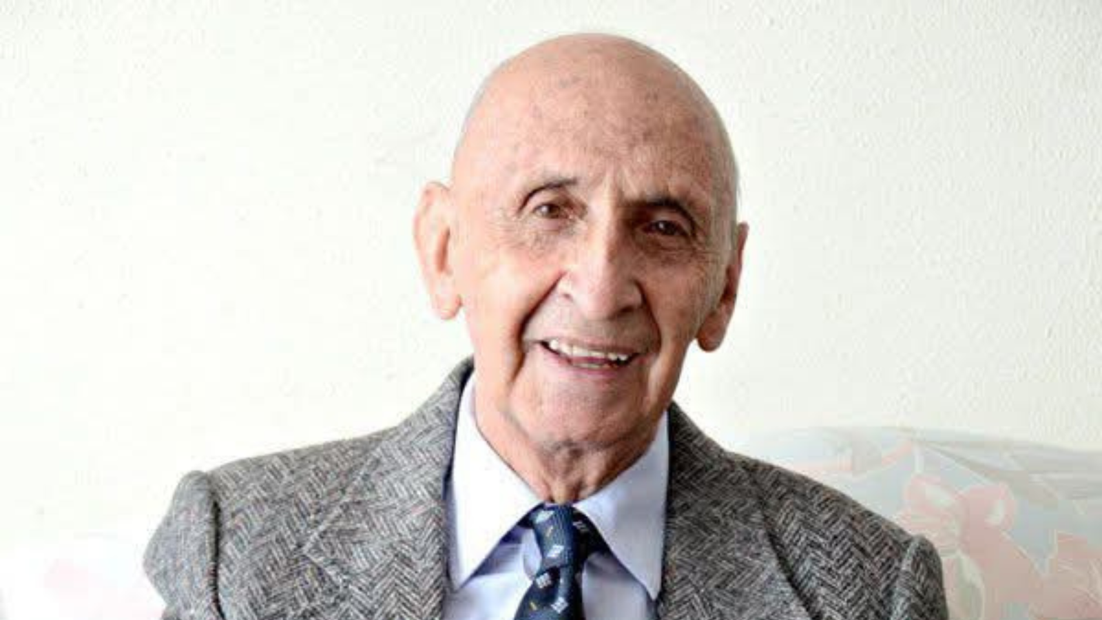 Fallece Tito de la Viña, “el Rey de Copas” del periodismo deportivo boliviano Diseno sin titulo 20260718 154206 0000