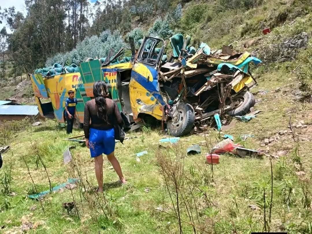 Accidente de bus en Mocomoco termina con fallecidos y pasajeros heridos FB IMG 1771379444807