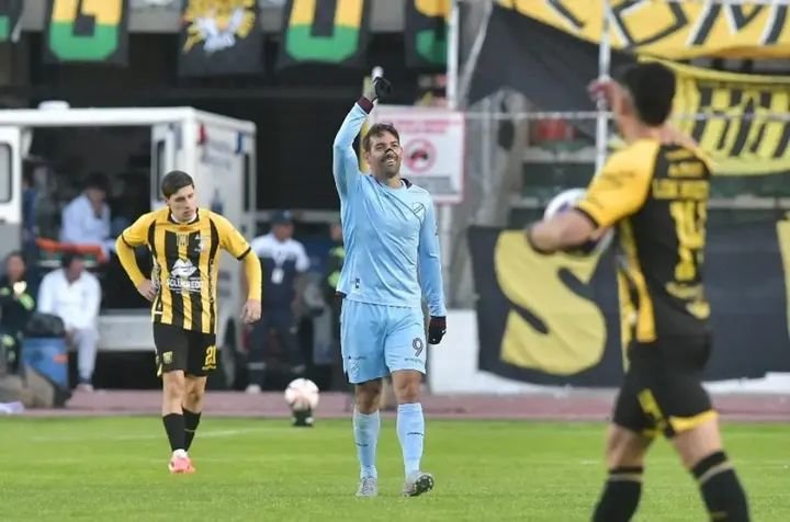 The Strongest y Bolívar empatan en el Superclásico; el Tigre sigue como líder del torneo FB IMG 1783900478832