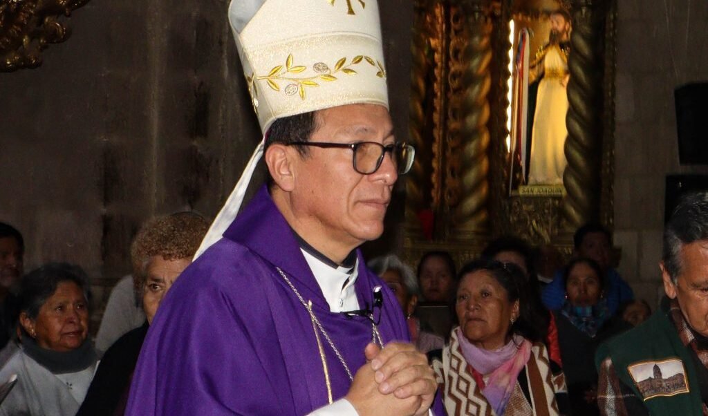 Papa León XIV nombra a Pedro Luis Fuentes como obispo del Ordinariato Castrense de Bolivia IMG 0852 1024x1024 1