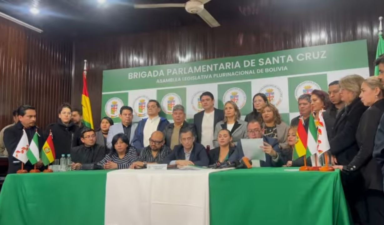 Brigadas parlamentarias piden militarizar el Chapare y procesar a Condori, Argollo y Salazar por bloqueos IMG 20260622 214106