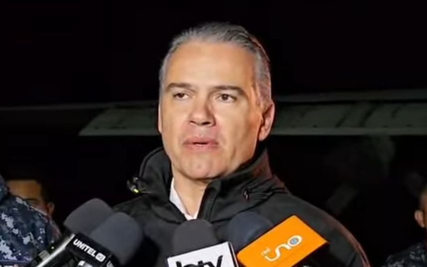 Justiniano recuerda a la ‘Tupac Katari’ el impacto de bloqueos e insiste en que no habrá impunidad IMG 20260705 131936