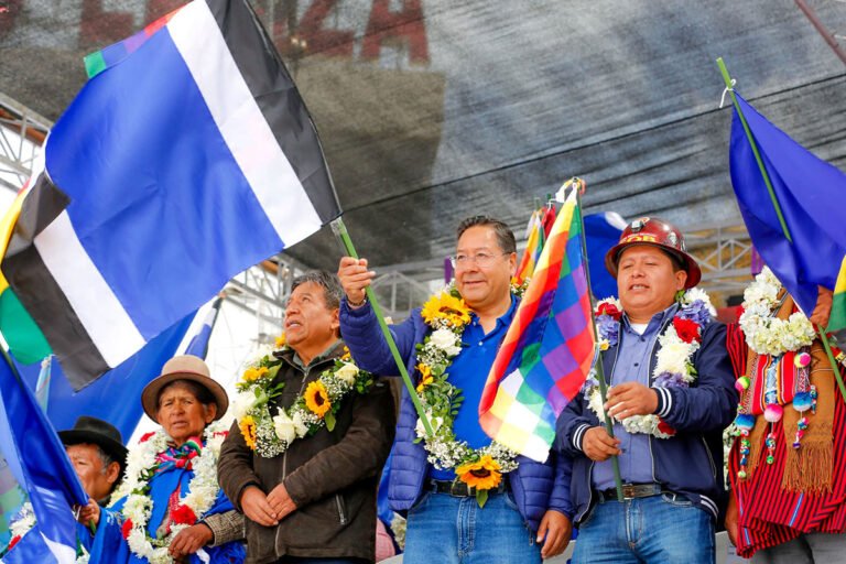 La Dirección del MAS expulsa a Luis Arce por presunto desvió de fondos Luis Arce festeja el aniversario del MAS sin Evo Morales 768x512 1