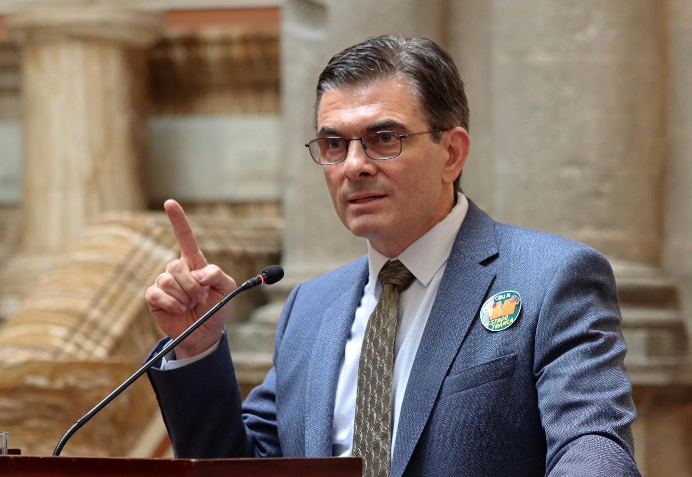 Rodrigo Paz sufre la mayor caída de imagen en América Latina, según encuesta regional Rodrigo Paz Tranca Cero