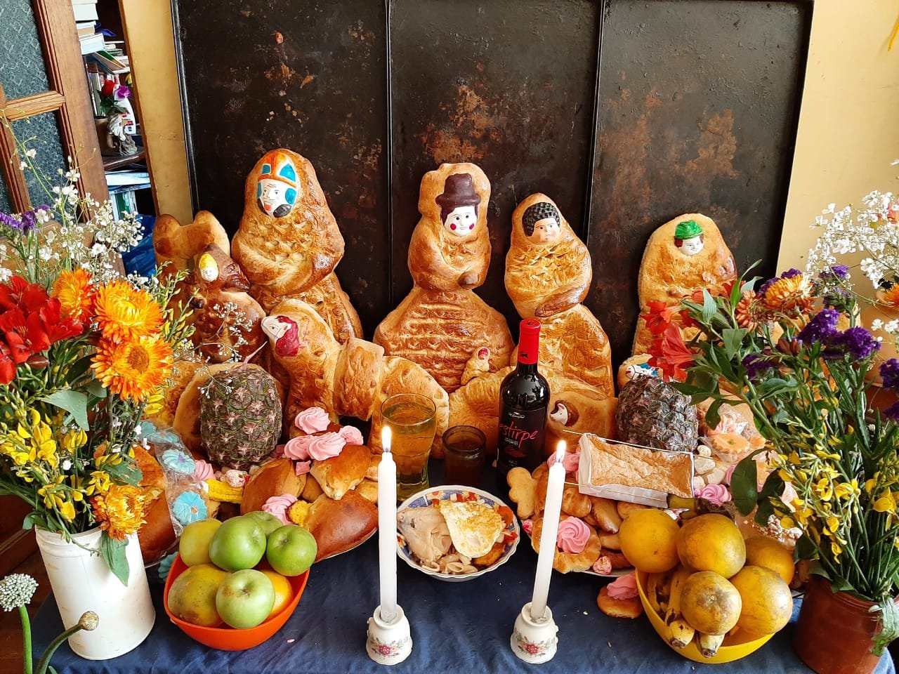 Todos Santos: Familias destinan hasta Bs 3.000 en armado de mesas para sus seres queridos TODOS