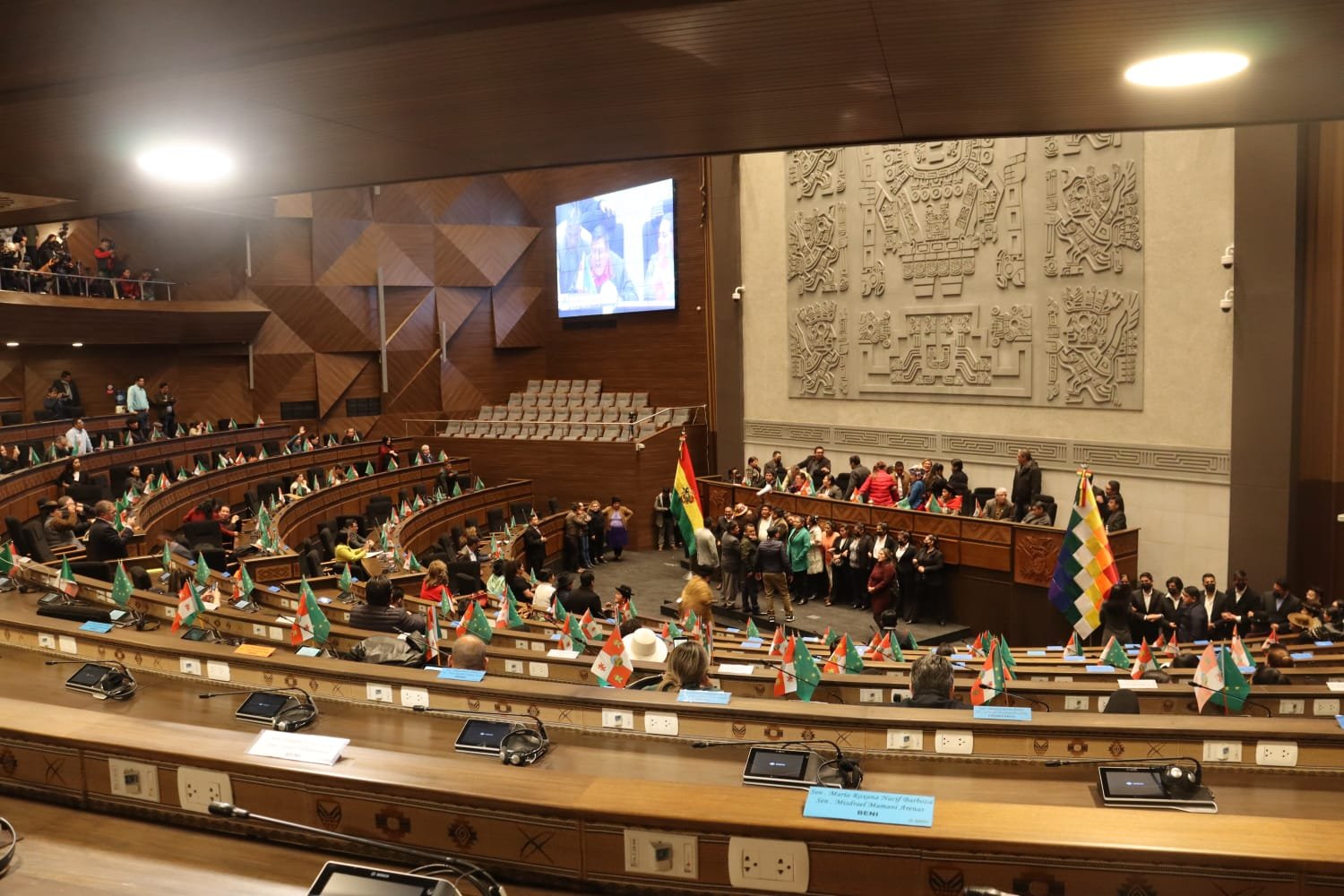 Diputados aprueban crédito de $us 118 millones para puentes y carreteras resilientes WhatsApp Image 2024 11 21 at 16.28.50 2
