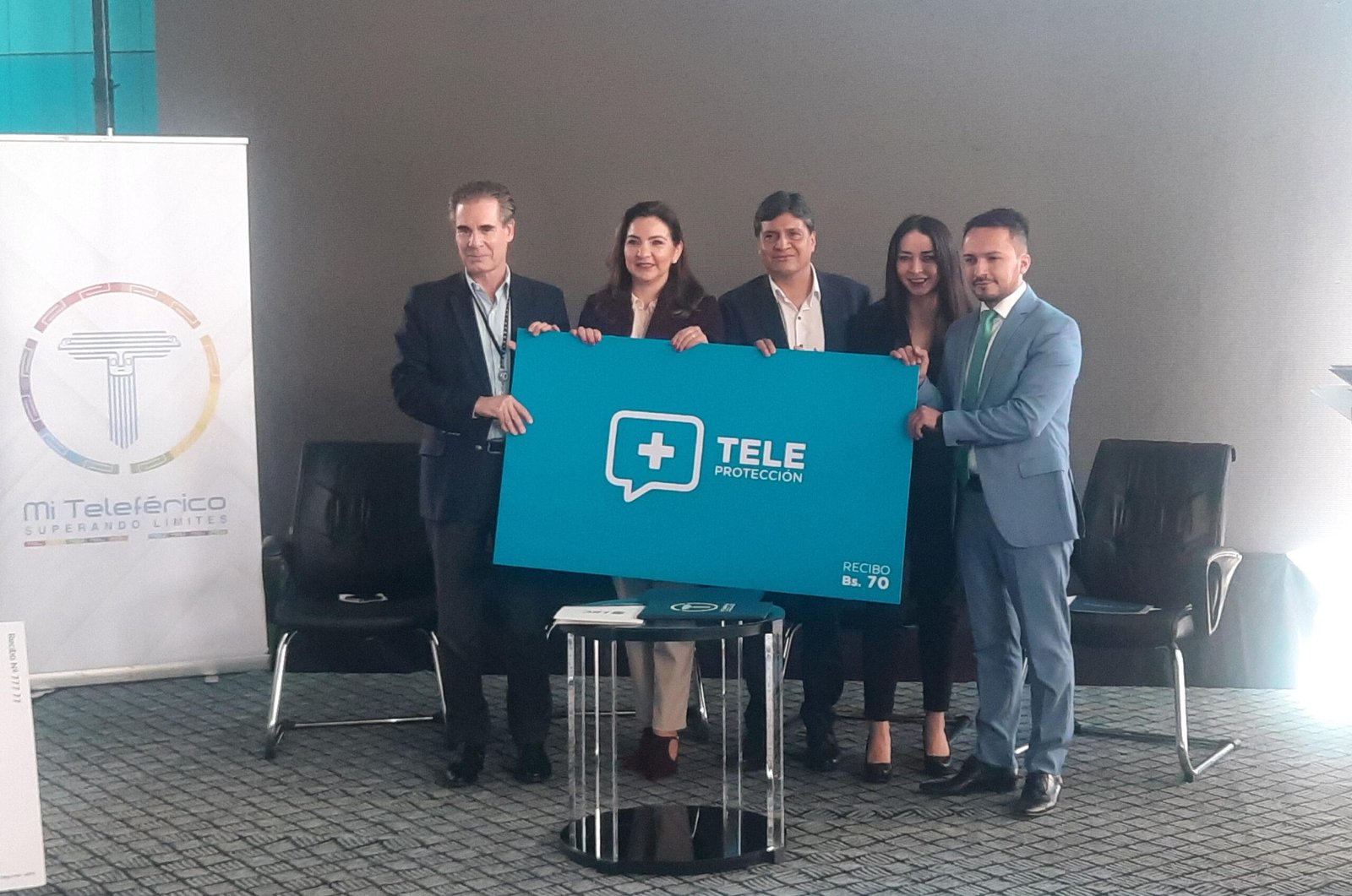 Mi Teleférico, La Boliviana Ciacruz Seguros y Corresur presentan “Teleprotección”: Vida Segura y Telemedicina inmediata, contigo a donde vayas. WhatsApp Image 2025 07 30 at 08.53.14 1 scaled