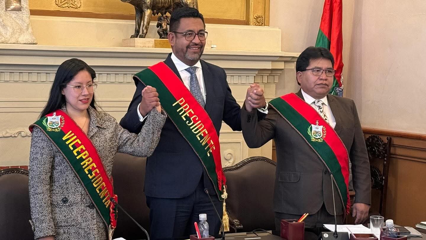 Jorge Dulón asume la presidencia del Concejo Municipal de La Paz tras cuatro meses de parálisis WhatsApp Image 2025 08 30 at 11.12.37 AM 1