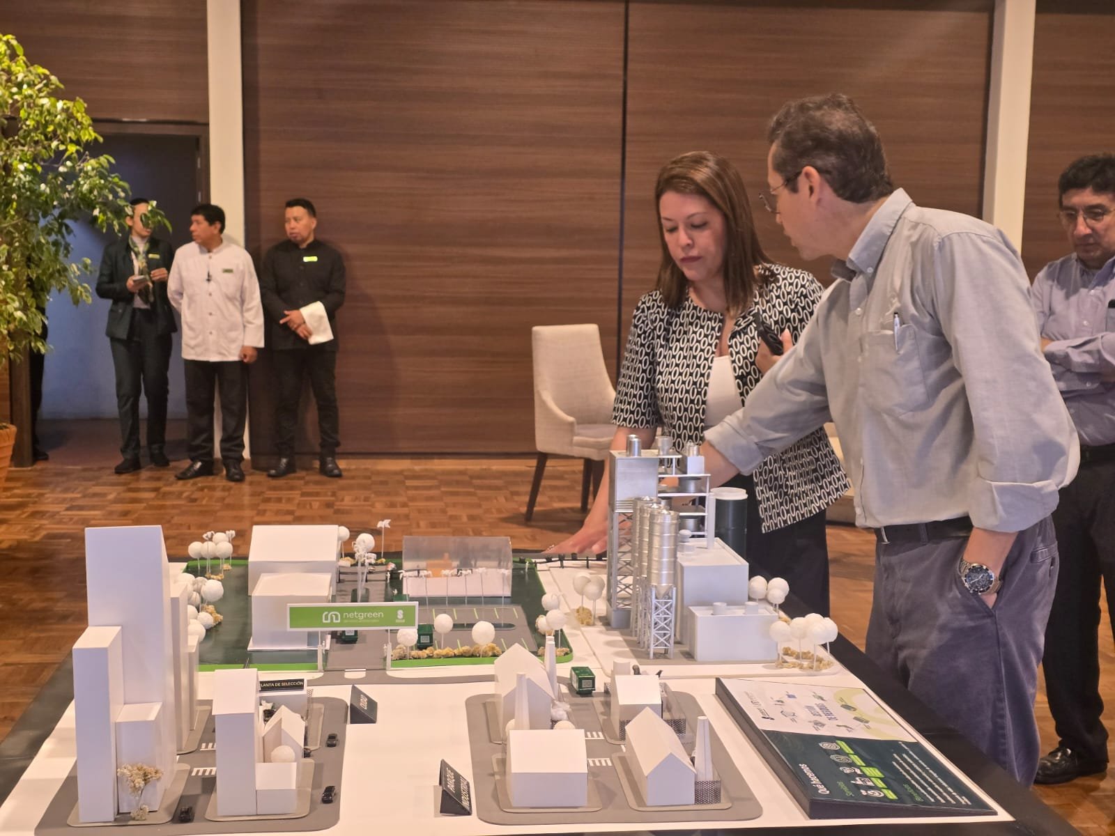 SOBOCE presenta su Reporte de Sostenibilidad 2024 y reafirma su liderazgo en gestión responsable en Bolivia WhatsApp Image 2025 10 28 at 19.32.26 1