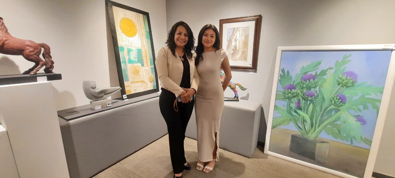 BNB Art acogió la subasta “Arte que Abraza”: una noche donde el arte y la solidaridad unen razones para transformar vidas WhatsApp Image 2025 11 26 at 11.07.45