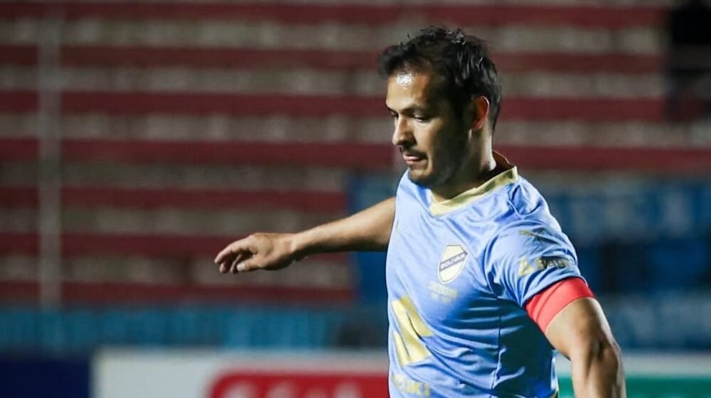 Al menos siete jugadores finalizan contrato este año con el Club Bolívar WhatsApp Image 2025 12 15 at 19.12.26 e1765841510890