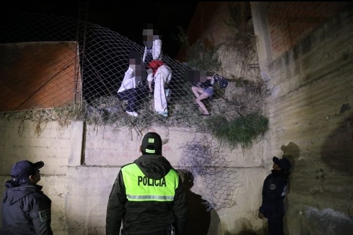 Interviene una fiesta clandestina en Achumani y permite el rescate de 50 menores de edad 2 WhatsApp Image 2026 02 15 at 9.13.53 AM