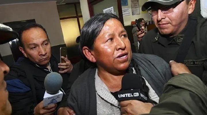 Emiten alerta migratoria contra Nemesia Achacollo tras activarse la orden de aprehensión por caso Fondo Indígena WhatsApp Image 2026 02 19 at 8.26.52 PM