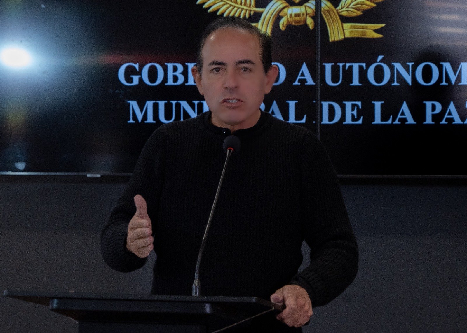 Alcalde Dockweiler convoca al “Pacto Concordia por La Paz”, solicita corredores humanitarios y presenta anteproyecto de ley para proteger la protesta pacífica y los derechos ciudadanos WhatsApp Image 2026 05 22 at 12.24.00