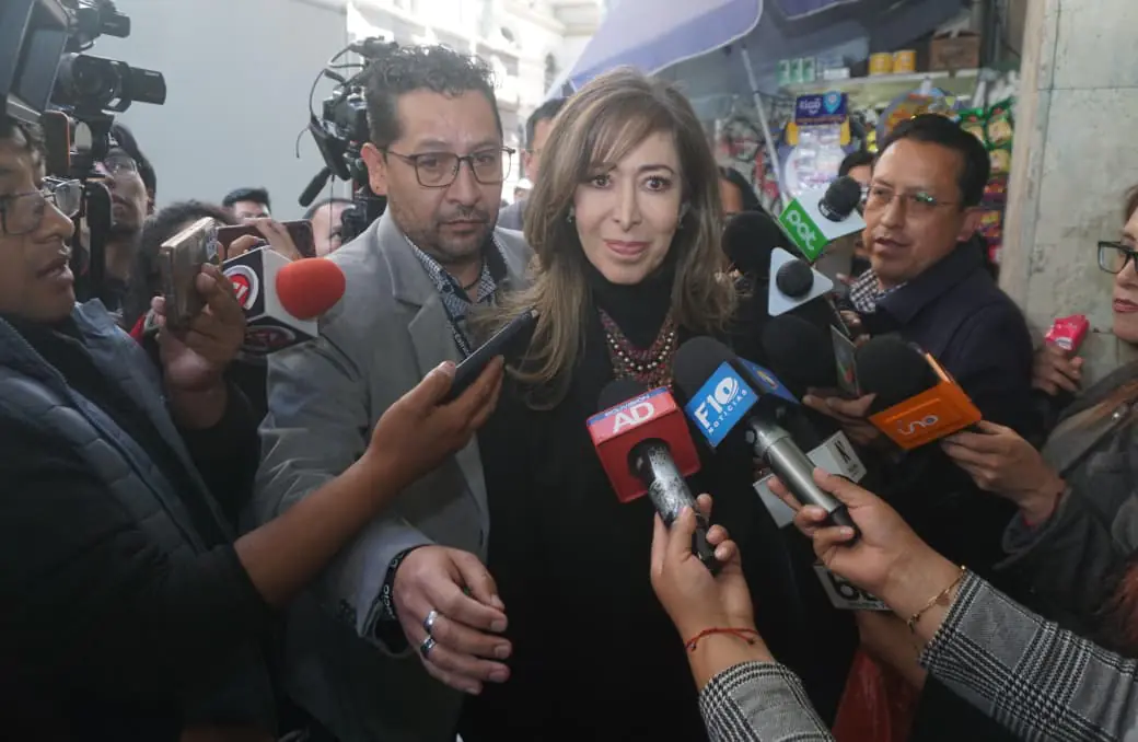 Ximena Galarza declara más de cuatro horas ante la Fiscalía y niega cualquier vínculo con Cerimedo WhatsApp Image 2026 08 26 at 4.23.29 PM