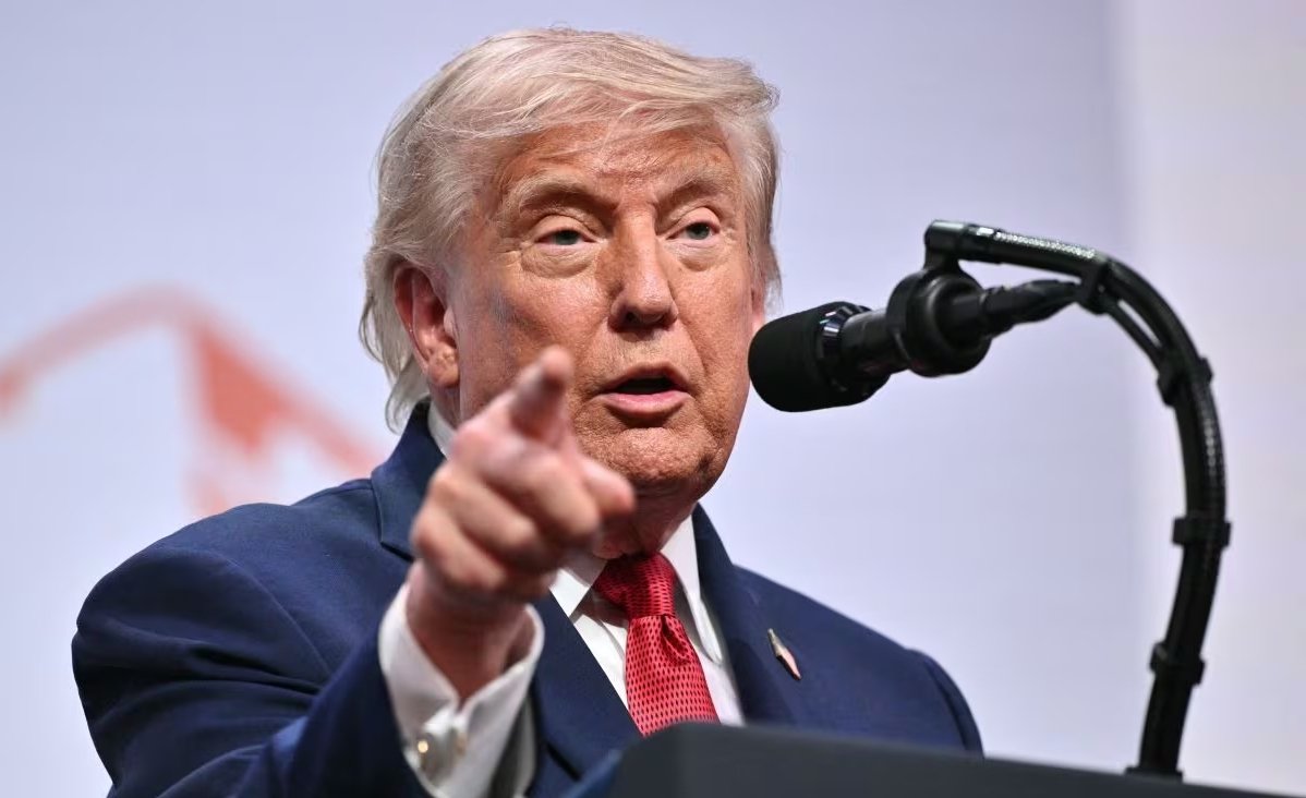 Trump proclama que EEUU es la «nación más fuerte» y advierte contra el «resurgimiento del comunismo» XLJDXXDDCVGZTLWUB4CAOGVA7Q 1