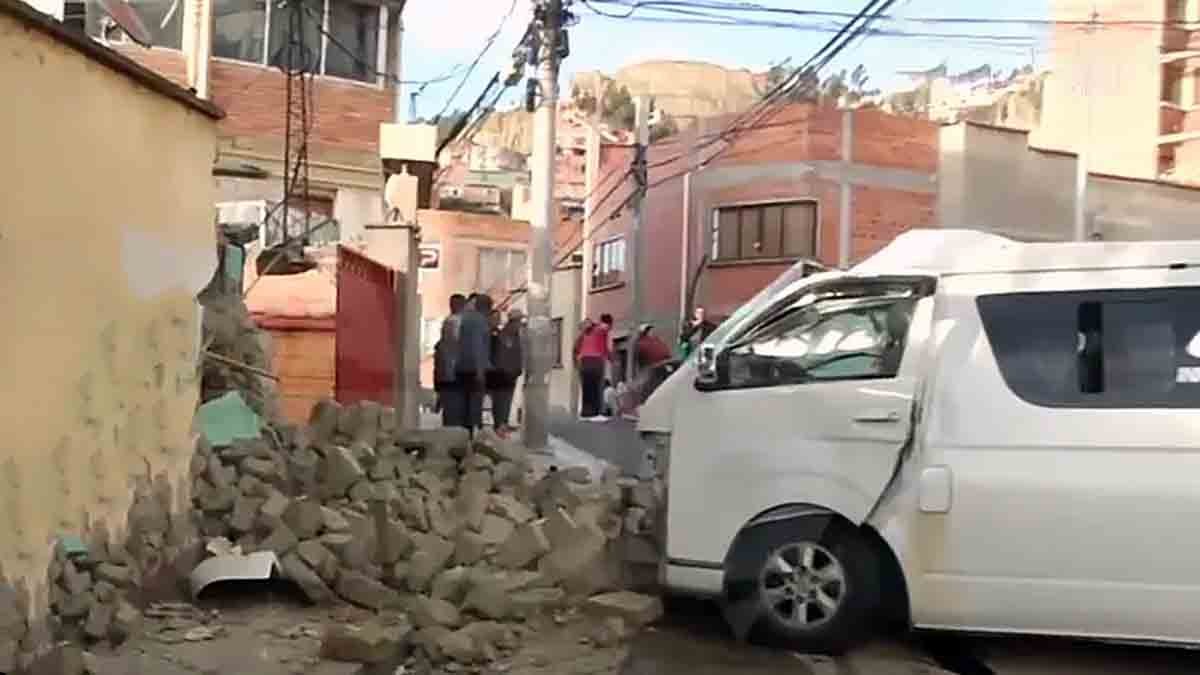 Vehículo impacta contra vivienda en Sopocachi y deja un fallecido y seis heridos accidente 1 1