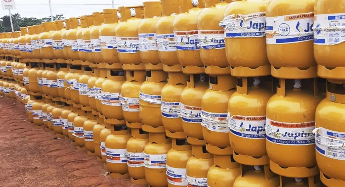 Escasez de GLP en Bolivia estaría vinculado al contrabando en países vecinos; llega a costar hasta 200 bs advierten sobre posible desabastecimiento de garrafas de gas licuado 1264525