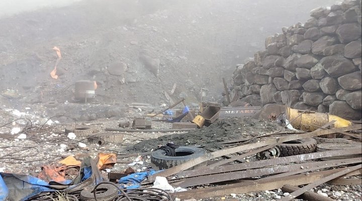 Dos personas terminan gravemente heridas por explosión de dinamita en una mina de los Yungas, reportó la Policía b 44960 ajam suspende temporalmente actividades mineras en yani tras enfrentamientos entre cooperativistas 1