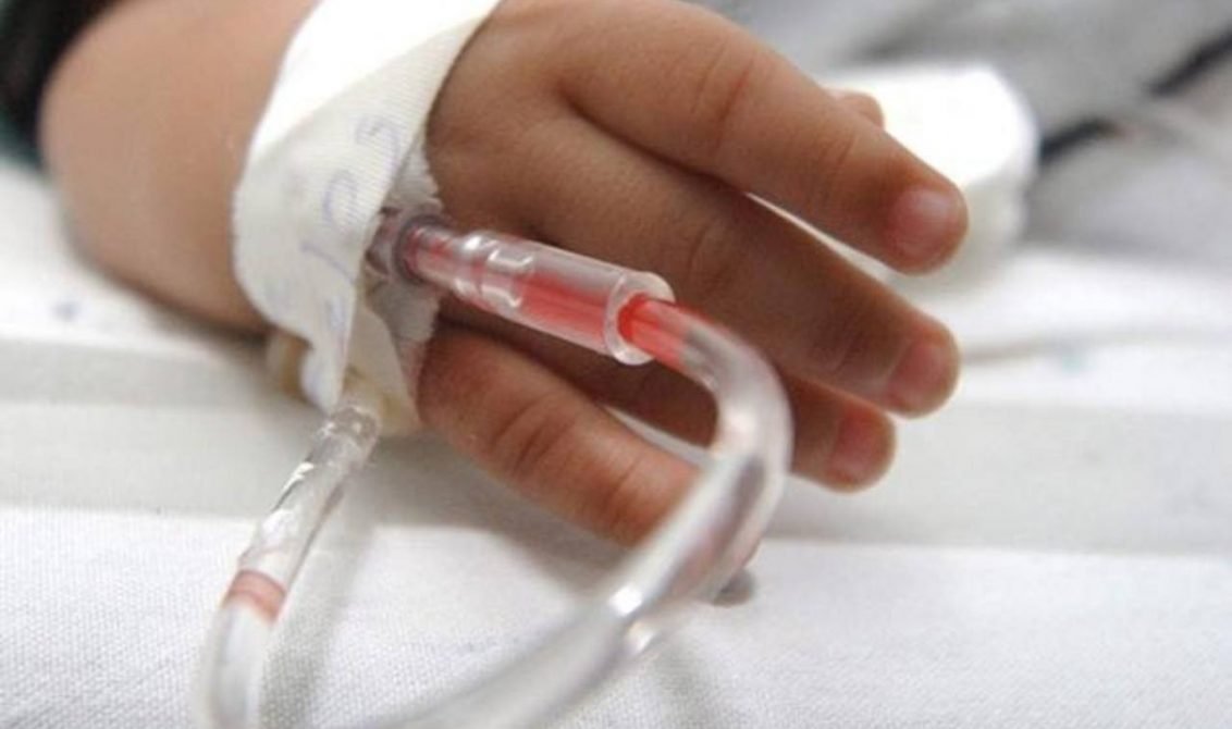 «No tiene actividad cerebral»: Niño de dos años en estado crítico por un fuerte golpe en la cabeza bebe hospital 0