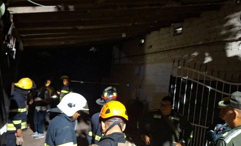 Santa Cruz: Tres muertos tras un incendio provocado por explosión en El Torno bomberos 768x465 1