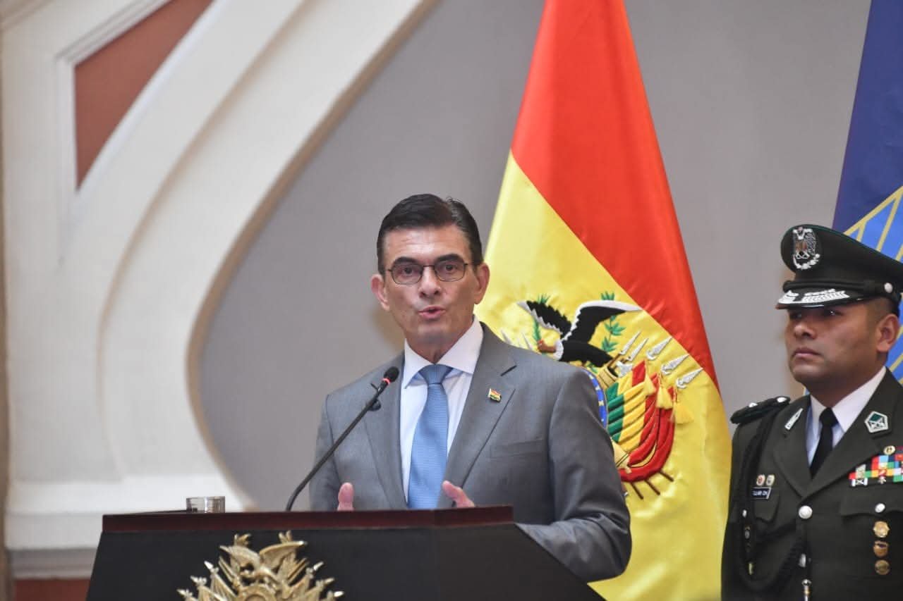 “Son $us 4.500 millones de confianza del mundo con Bolivia” dice el presidente Paz, tras sellar acuerdo con el BID cb5d1f79 eb40 4d85 9b9f c3ea7b16abef