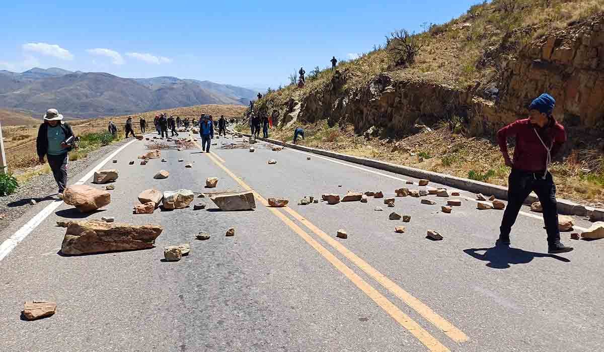 Fiscal General advierte procesos penales contra bloqueadores crisis en bolivia 21 puntos de bloqueo marcan el decimo dia de protestas evista 11 06 2025