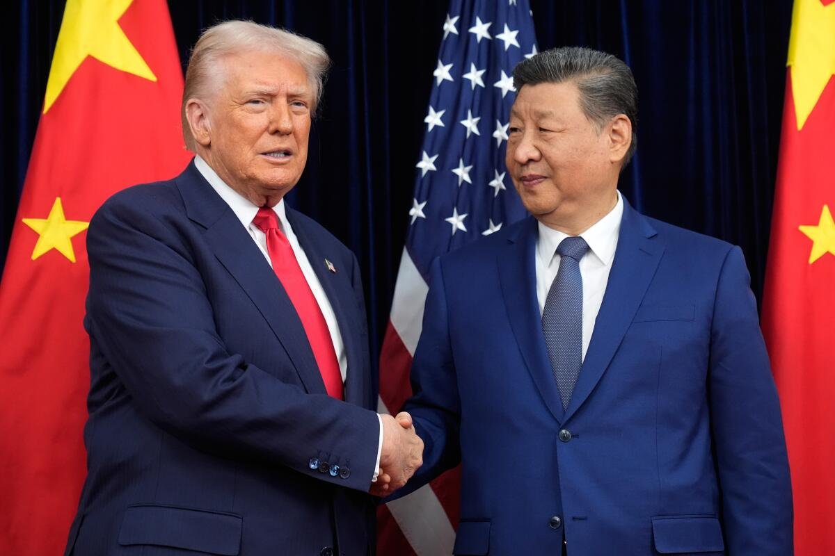Donald Trump llegó a China para reunirse con Xi Jinping descarga 8