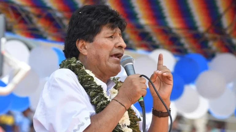 Evo propone cambiar el nombre de la Plaza Murillo por Bartolina Sisa o Túpac Katari evo morales1