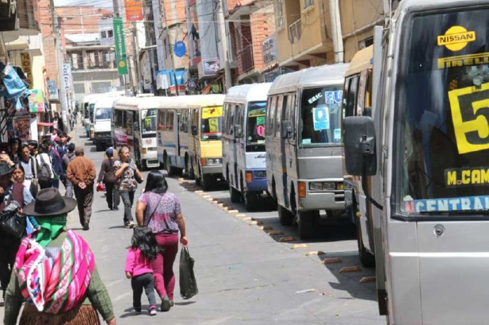 Micros en Sucre suben pasaje de Bs 3 a Bs 6 tras eliminación de subvención al diésel f59a286d 546c 40a4 b696 370bc6e07061