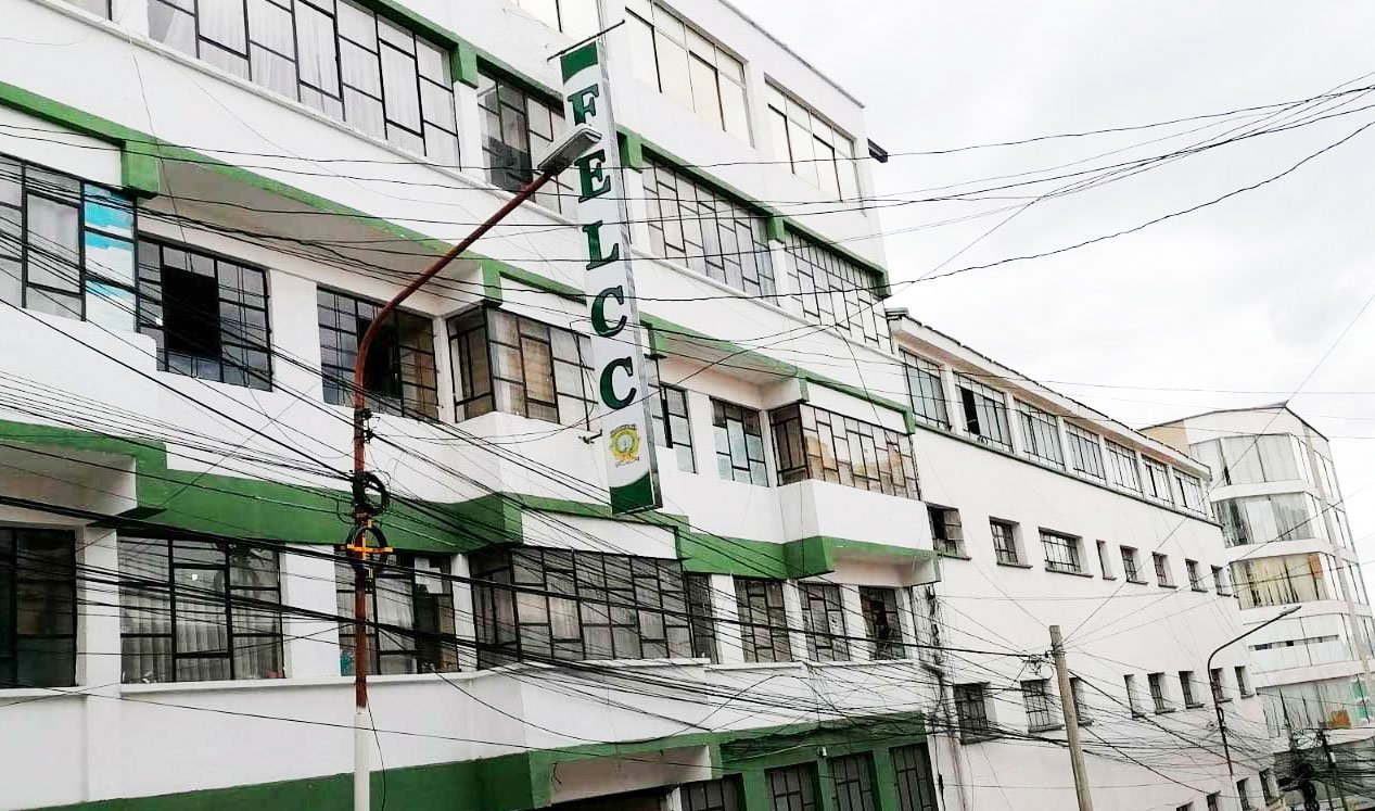 El asesinato de una mujer deja a un niño de 8 años en la orfandad, el principal acusado es su pareja felcc la paz 146