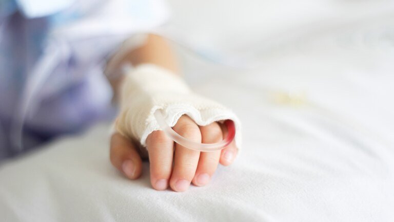 Cochabamba: Niño que sobrevivió a infanticidio quedará con secuelas motoras y sensoriales, según informe médico https s3.amazonaws.com arc wordpress client uploads infobae wp wp content uploads 2017 11 20123145 chicos en el hospitaC3B1