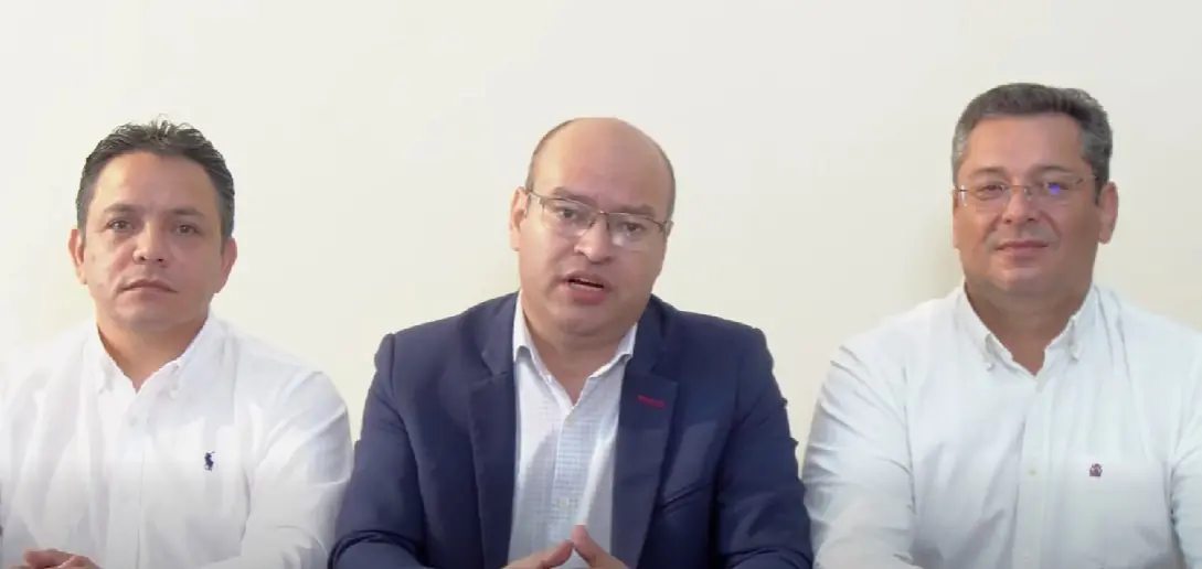 Exparlamentarios cruceños se alejan de Creemos y del liderazgo de Camacho image 52 1