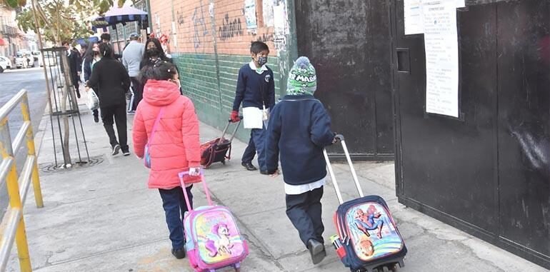 La Paz retoma el horario de invierno en colegios desde este lunes por las bajas temperaturas img 64ce872a5996d e1779485983546