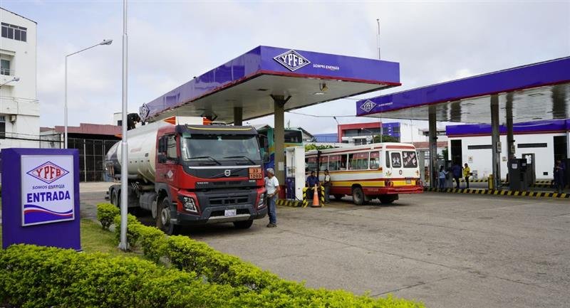 Acuerdo con el FMI señala que Bolivia se compromete eliminar la subvención a los combustibles en 2027 y mantener precios fijos hasta fin de 2026 la subvencion a los hidrocarburos alcanza los 2000 millones de dolares 1249984 1