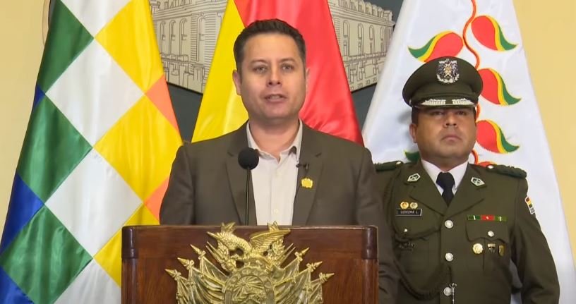 Lara dice que la destitución de Valdivia como gerente de BoA “es solo el primer paso” lara 6