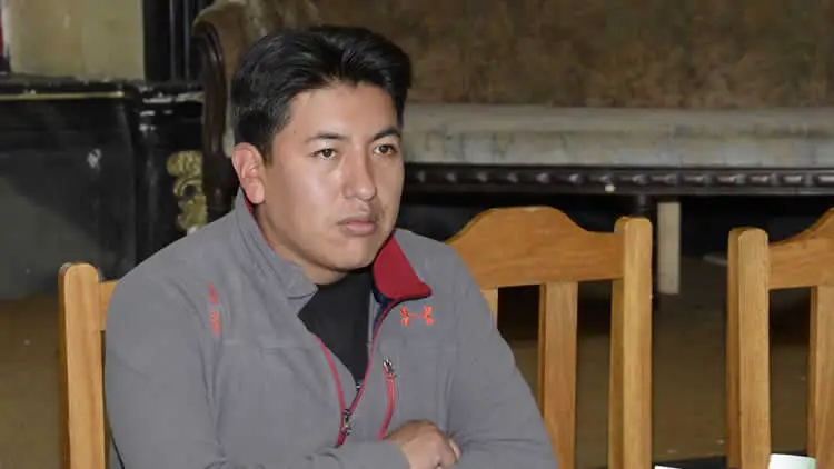 Pumari logra derecho al trabajo y se estrena como “asesor” de asambleístas de Potosí marco pumari