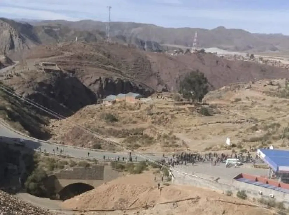 Envían a la cárcel a dos acusados por muerte de un policía en Llallagua md 1 13